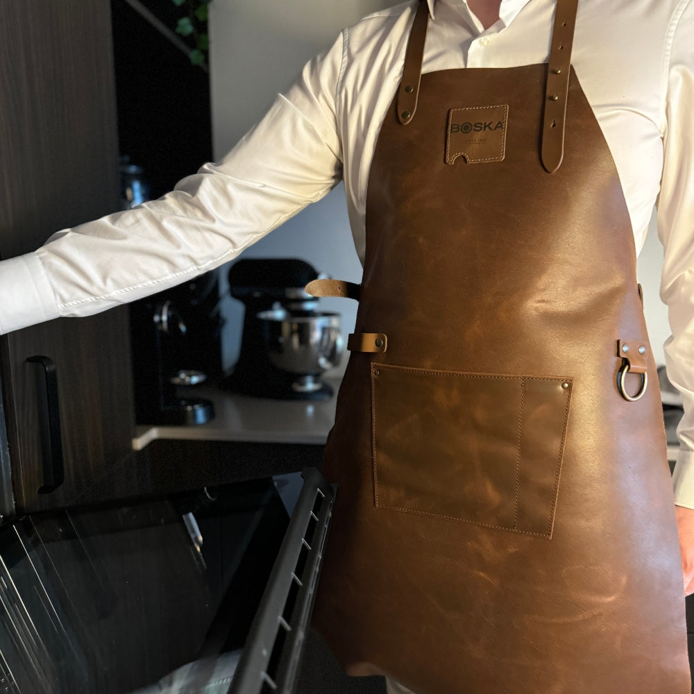 Leðursvunta Mr. Smith – Brún